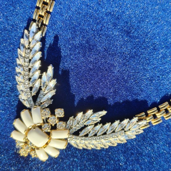 LULU FROST Winged Glory Necklace - Picture 9 of 16